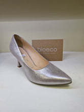 Load image into Gallery viewer, Bioeco Ladies Smart Soft Metallic Court - Heel
