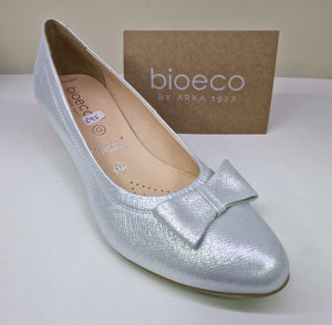 Bioeco Ladies Silver Leather Court - Kitten Heel - Bow Detail - 6545