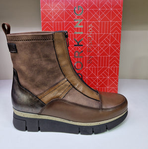 Fluchos Ladies Tan Boot - Front Zip - India D9331  102452