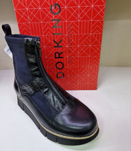 Load image into Gallery viewer, Fluchos Ladies Black and Ink Navy Panel Front Zip Boot - 102451 India
