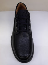 Load image into Gallery viewer, Clarks Men&#39;s Black Leather Unstructured Shoe - Removable insole - Wide H Fit - UnBrawley Lace
