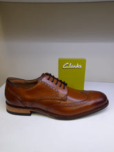 Load image into Gallery viewer, Clarks Men&#39;s Tan Leather Formal Laced Shoe _ CraftArloLimit
